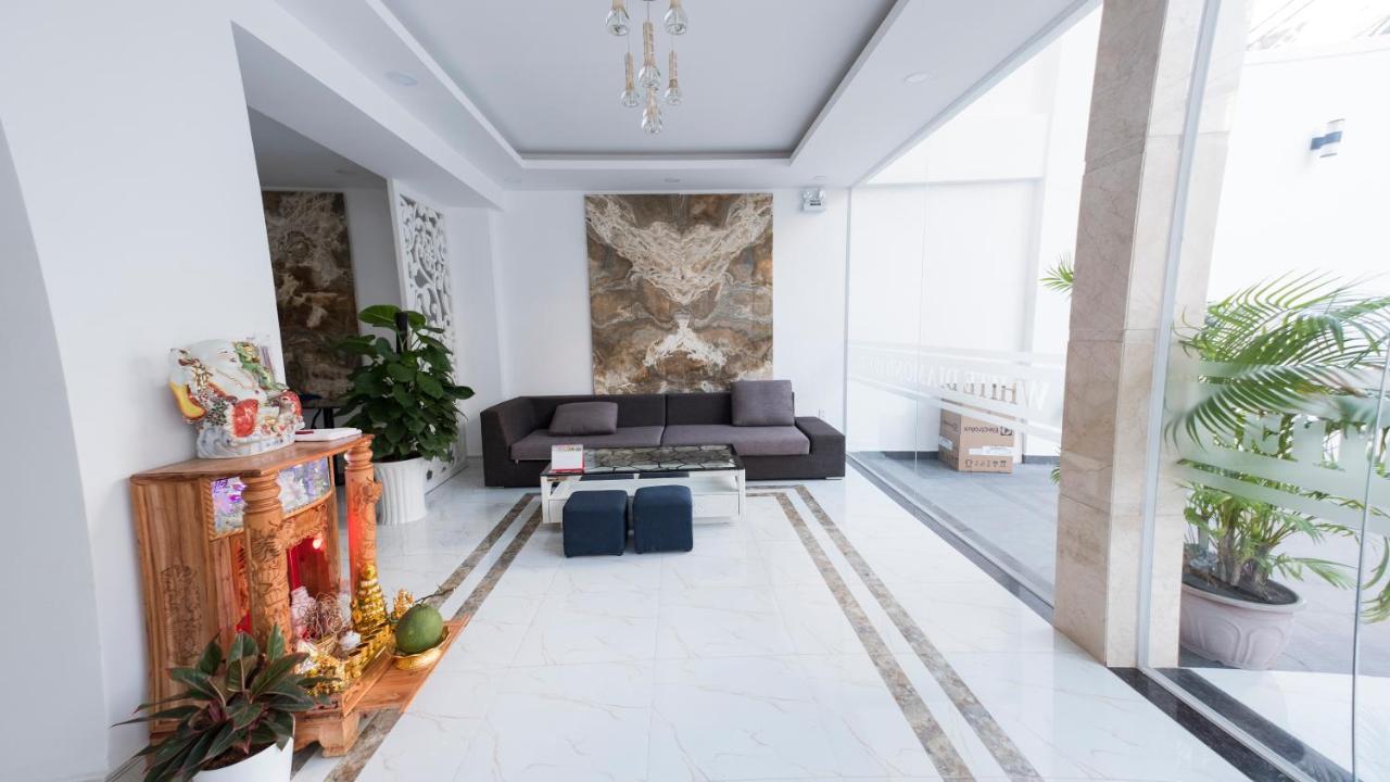 Hotel White Diamond Airport 3*